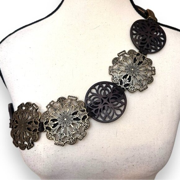 Vintage Accessories - Vintage Womans LL Mied Metal Medallion Belt